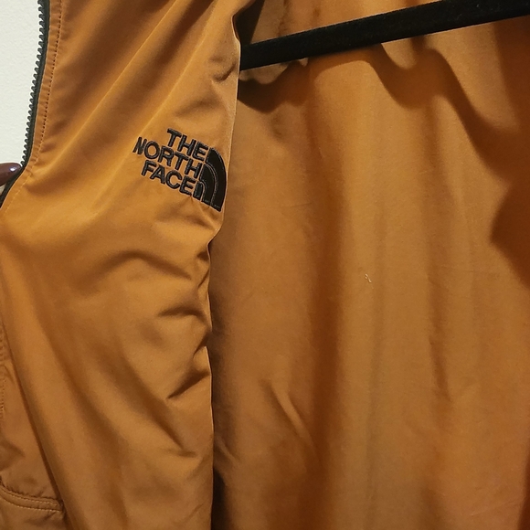 The North Face REVERSIBLE SKI JACKET - Picture 3 of 3